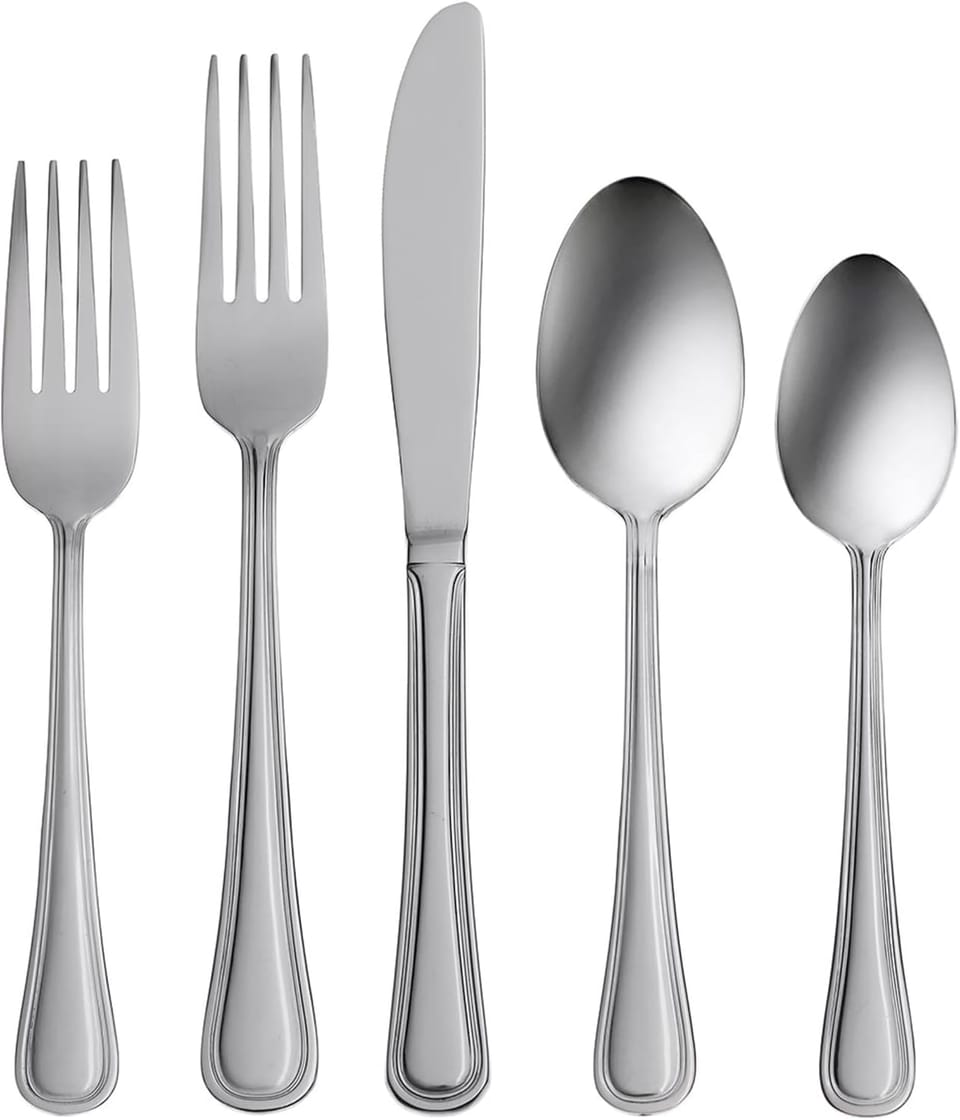 Oneida Tress 50-Piece Silverware Set for 8 (Mirror Finish) 48% Off – Just $31.10 (Reg. $59.99)